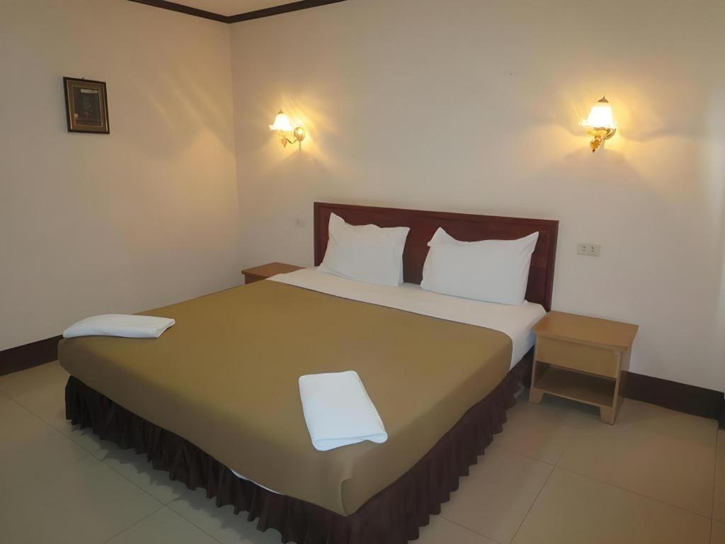 Chaleunehoung Hotel Vientiane Exterior foto