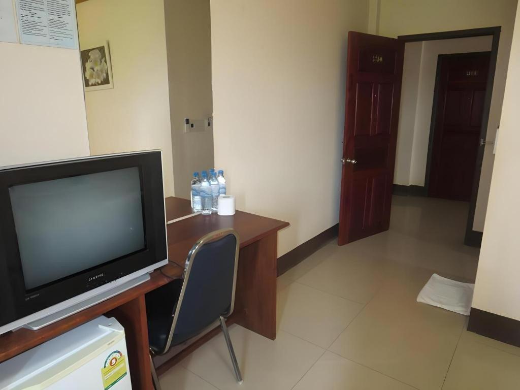 Chaleunehoung Hotel Vientiane Exterior foto